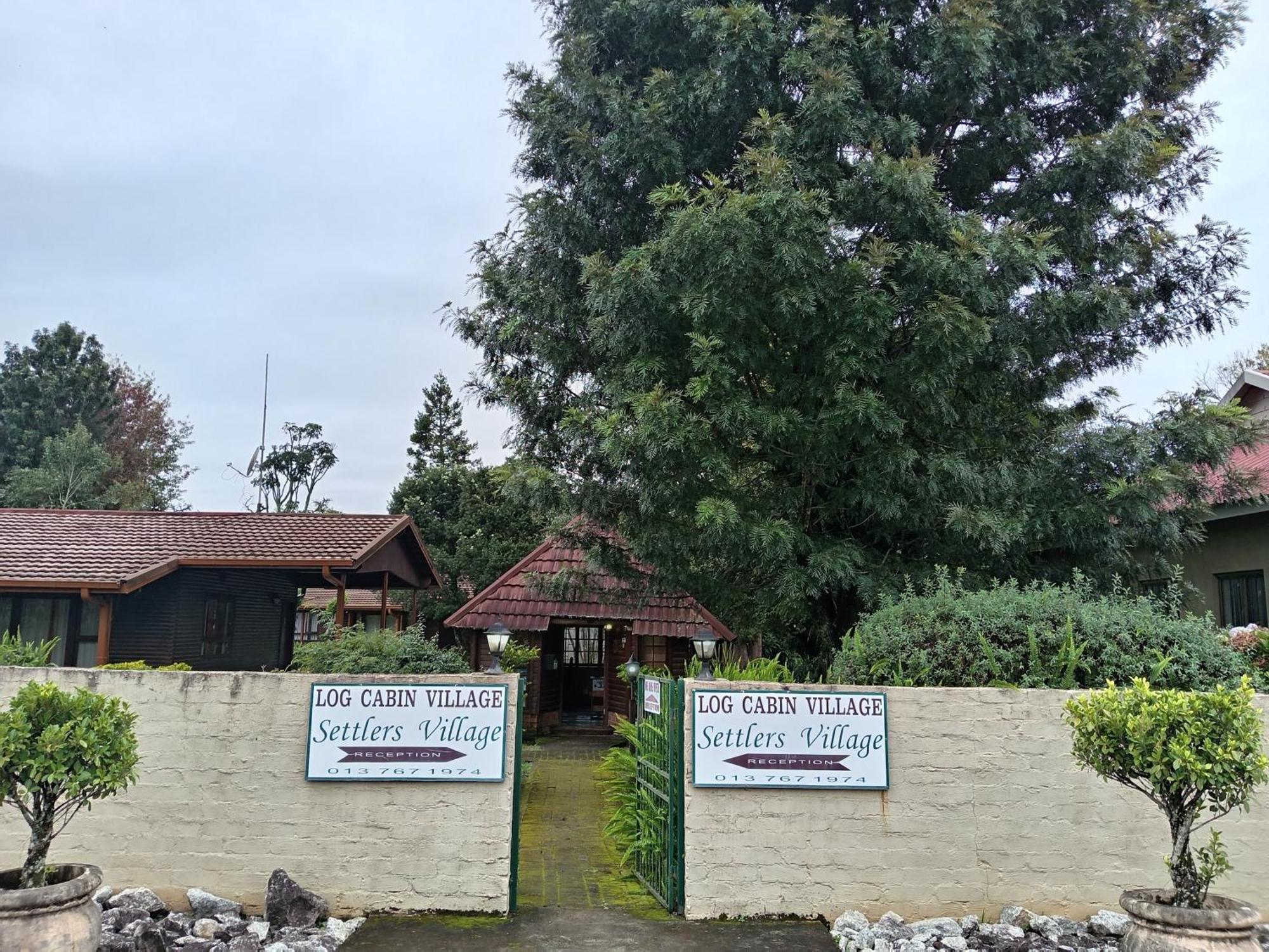 Log Cabin & Settlers Village Graskop Dış mekan fotoğraf