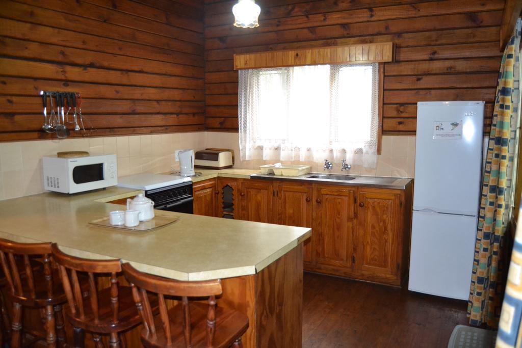 Log Cabin & Settlers Village Graskop Dış mekan fotoğraf
